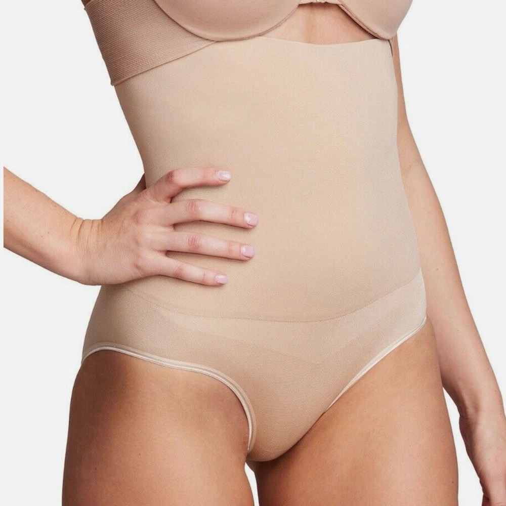 Red Hot By SPANX Ultra Firm Control Shapewear High Waist Brief SZ Small NWT - Picture 4 of 8